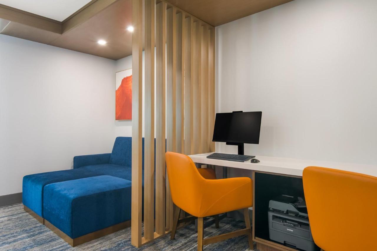 Holiday Inn Express & Suites - Springdale - Fayetteville Area 외부 사진